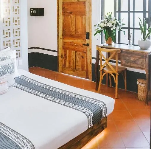 Hiphipstay - The Colonial 5* Tulum